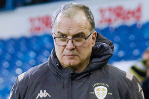 Bielsa y el plantel recortaron sus sueldos para pagarle a empleados del Leeds  (Fuente: AFP)