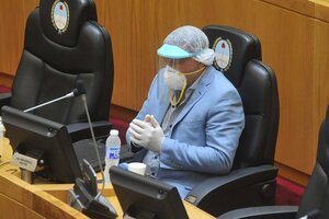 Coronavirus: Legisladores de Tucumán utilizaron máscaras donadas para el personal de salud (Fuente: Gentileza Gaceta de Tucuman)