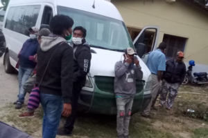 Indígenas varados todo un día en Tartagal tras cobrar sus beneficios