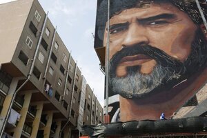 Mural de Diego Maradona en Nápoles. (Fuente: AFP)