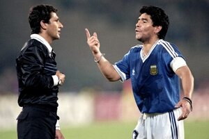 Codesal, el árbitro de la final de Italia '90, despotricó contra Maradona (Fuente: Télam)