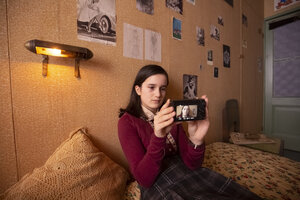 Ana Frank, con una cámara en lugar de su diario