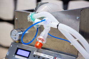Coronavirus: el INTI desarrolló equipos para automatizar los ventiladores manuales