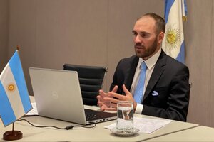 El ministro de Economía, Martín Guzmán, en una teleconferencia con empresarios y financistas de la Cámara de Comercio de Estados Unidos en la Argentina. (Fuente: NA)