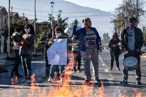 Coronavirus en Chile: se repiten las protestas por hambre en el sur de Santiago (Fuente: AFP)