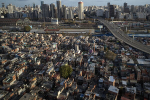 Coronavirus: todavía sin protocolo para las villas porteñas (Fuente: AFP)