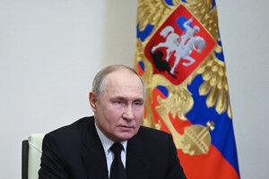 Putin prometió "castigo" para los autores del atentado y apuntó a Ucrania