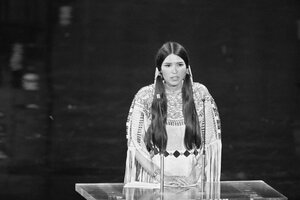 Quién es la actriz indígena a la que Hollywood le pidió disculpas 50 años después