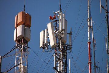 Un decreto a medida de los gigantes de las telecomunicaciones