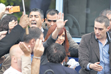 Con la mira puesta en CFK (Fuente: Leandro Teysseire)