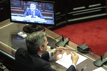 Marcos Peña,  en la Cámara de Diputados. (Fuente: Télam)