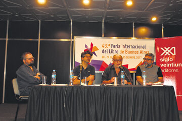 Martín Rodríguez, Carlos Díaz, Mario Wainfeld y Cristian Alarcón. (Fuente: Bernardino Avila)