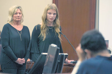 Durante las audiencias, la jueza alentó a las víctimas a hablar ante Nassar, a quien no permitió evadir las jornadas.