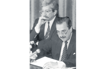 Adiós al canciller de Raúl Alfonsín