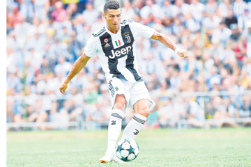 El portugués Cristiano Rolando, cobra bien pero le da ganancias a la Juventus.
