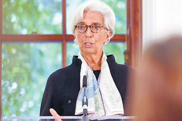 Christine Lagarde, directora gerente del FMI. Expectativas de anuncios para la semana entrante.