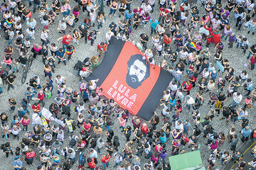 “A Lula le aplican una censura de tipo fascista” (Fuente: AFP)