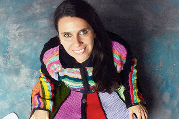 Nora Sarmoria ha publicado cuatro libros y nueve discos como solista.