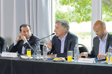 El presidente Mauricio Macri estuvo ayer en Pilar y evitó referirse a Yacylec y a las citaciones a sus familiares.