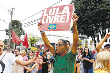 Cuatro horas duró la orden de liberar a Lula (Fuente: EFE)