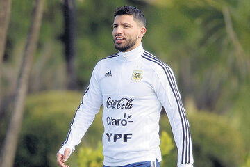 Luque quiere a Agüero en la Selección (Fuente: AFP)