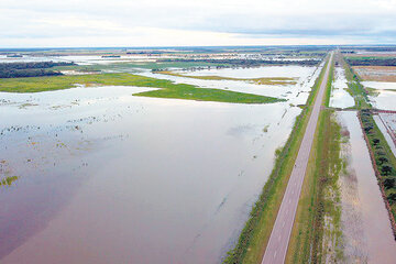 Imagen aérea de la región sudoeste de Chaco, afectada por la inundación. (Fuente: NA)