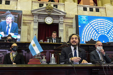 El jefe de Gabinete, Santiago Cafiero brindó su informe ante los diputados. (Fuente: Prensa Diputados)
