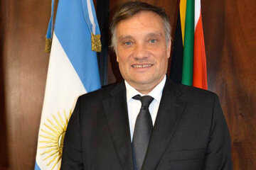 Charla con el embajador argentino ante el Reino Unido 