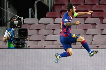 Messi descarga su furia durante el festejo del 2-0 parcial. (Fuente: AFP)