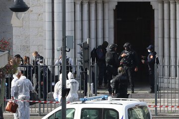 Ataque en Niza: un joven con un cuchillo mató a tres personas en una Iglesia (Fuente: AFP)