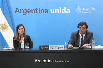 Claudio Moroni y Fernanda Raverta exponen en Diputados