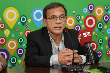 El escándalo de las vacunas en Corrientes: después del infarto y el choque, piden la renuncia del ministro