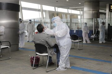 Hay 18 personas aisladas por los controles en los aeropuertos (Fuente: Presidencia)