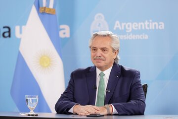 Alberto Fernández: "Con la legalización del aborto, el Estado protege la vida de las mujeres" (Fuente: AFP)