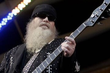 Murió Dusty Hill, bajista de ZZ Top