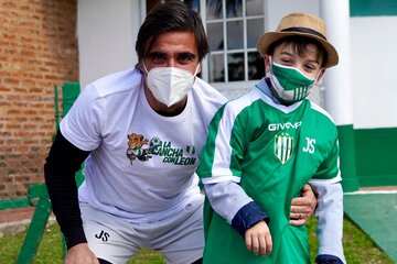 Banfield encabeza una campaña solidaria para ayudar a un socio de 7 años (Fuente: Prensa Banfield)