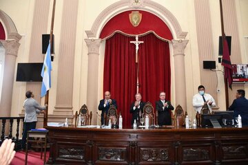 Salta: Es Ley el presupuesto provincial 2022