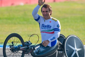 Un capítulo más en la inspiradora historia de Alex Zanardi (Fuente: EFE)