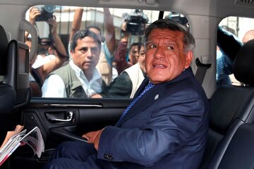 Perú: condenan a un periodista a dos años de cárcel (Fuente: EFE)