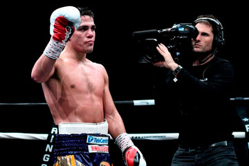 Se lesionó Brian Castaño y se suspendió la pelea con Charlo (Fuente: AFP)