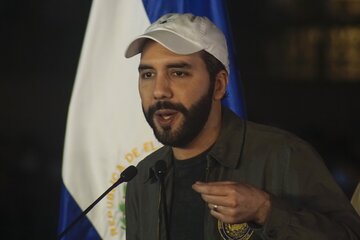 El exvicepresidente de El Salvador sostiene que Nayib Bukele utilizó el software Pegasus "para espiar gente" (Fuente: Xinhua)