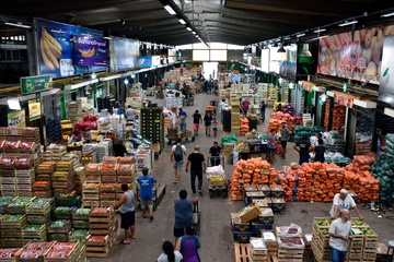 El modelo boliviano de Empresa Nacional de Alimentos | Precios de  referencia, apoyo a pequeños productores y redistribución de ingresos |  Página12