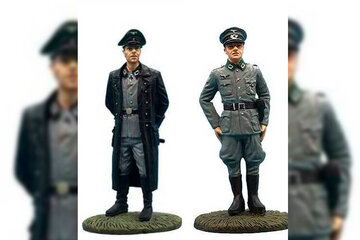 El diario El Mercurio de Chile ofreció una colección de figuritas nazis a sus lectores