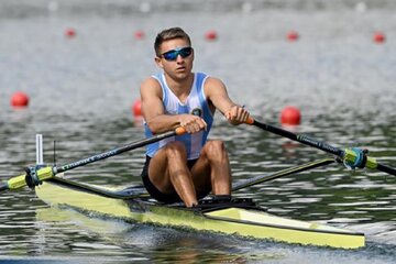 El remero Pedro Dickson se clasificó a final del Mundial sub 23 de Italia  