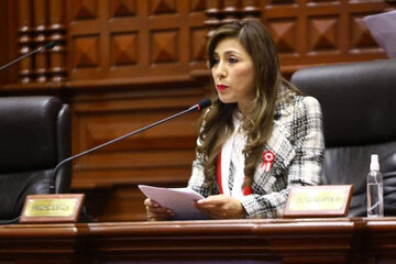 Perú: destituyeron a Lady Camones, presidenta del Congreso 
