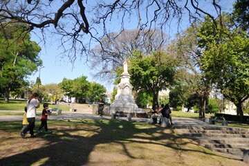Parque Patricios: vecinos y vecinas rechazan la construcción de un memorial en el Parque Ameghino (Fuente: Sandra Cartasso)