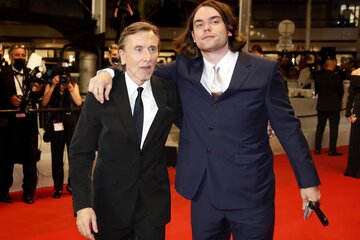 Murió Cormac Roth, el hijo del actor Tim Roth