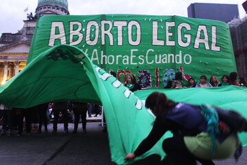Aborto legal: a dos años de la sanción de la ley de IVE, exigen su plena implementación   (Fuente: Leandro Teysseire)
