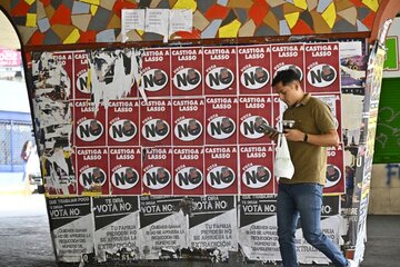 Referéndum en Ecuador: organizaciones sociales confirman voto por el "No" (Fuente: AFP)