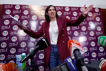 Una diputada de 37 años será la primera mujer en guiar a la centroizquierda italiana (Fuente: EFE)